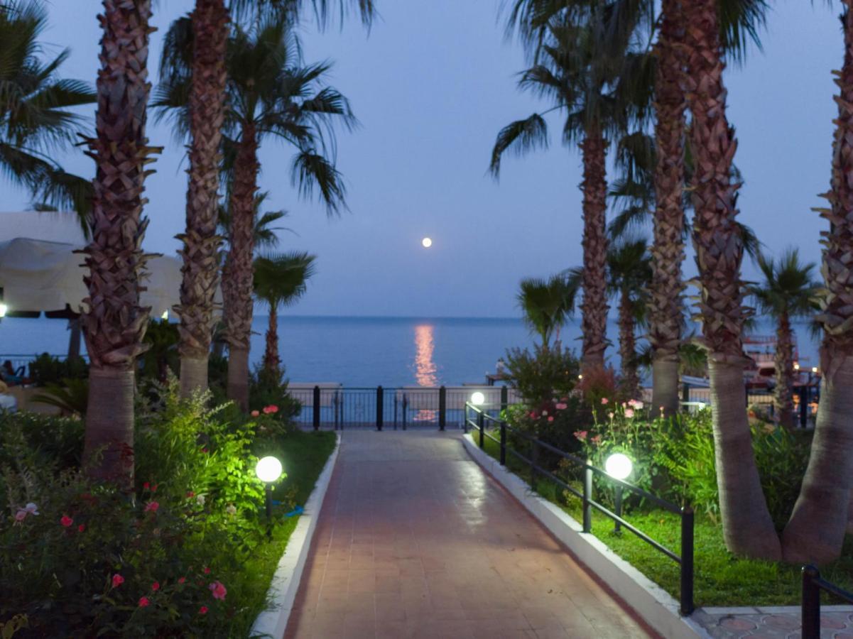 Club Akman Beach Camyuva Exterior foto